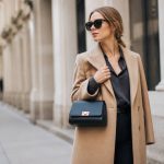 Chic tendance : les pièces et accessoires à adopter cette saison